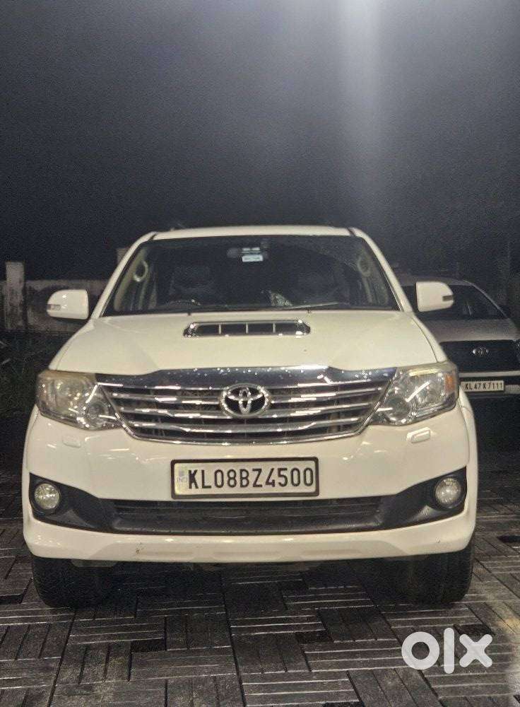 Toyota Fortuner 4x2 At 2.8 Diesel, 2013, Diesel