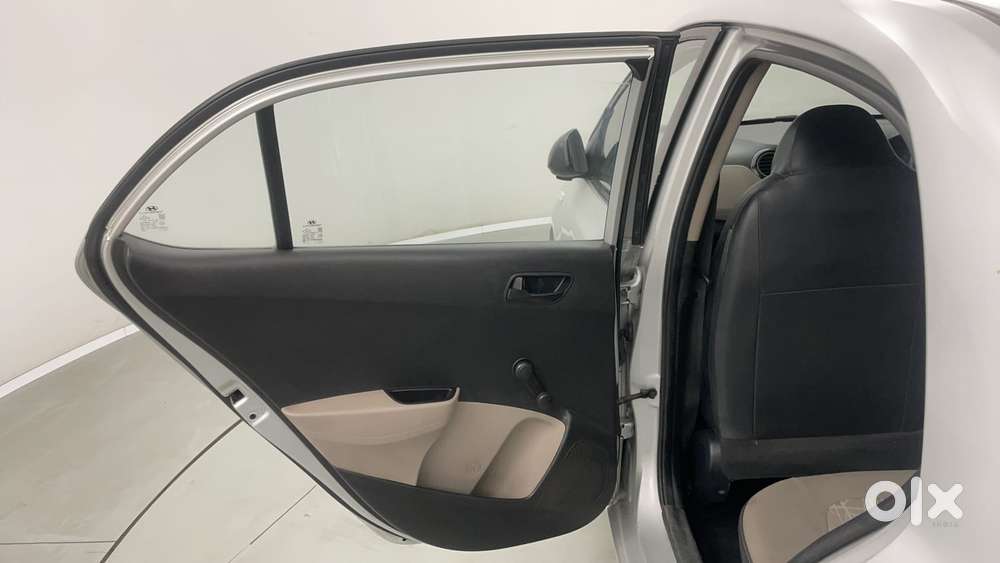 Hyundai Xcent Base 1.2, 2015, Petrol