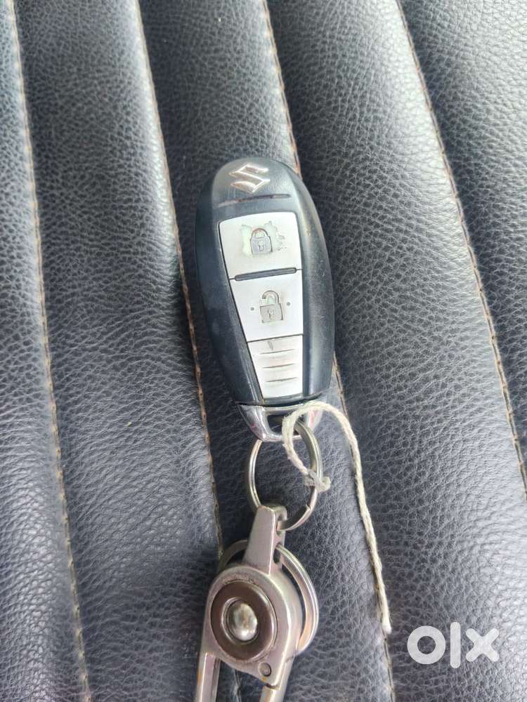 Maruti Suzuki Swift Zxi Abs, 2015, Petrol