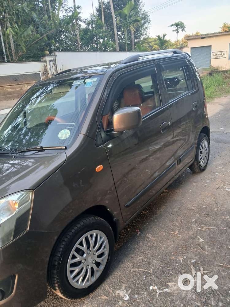 Maruti Suzuki Wagon R Vxi Amt1.2, 2017, Petrol