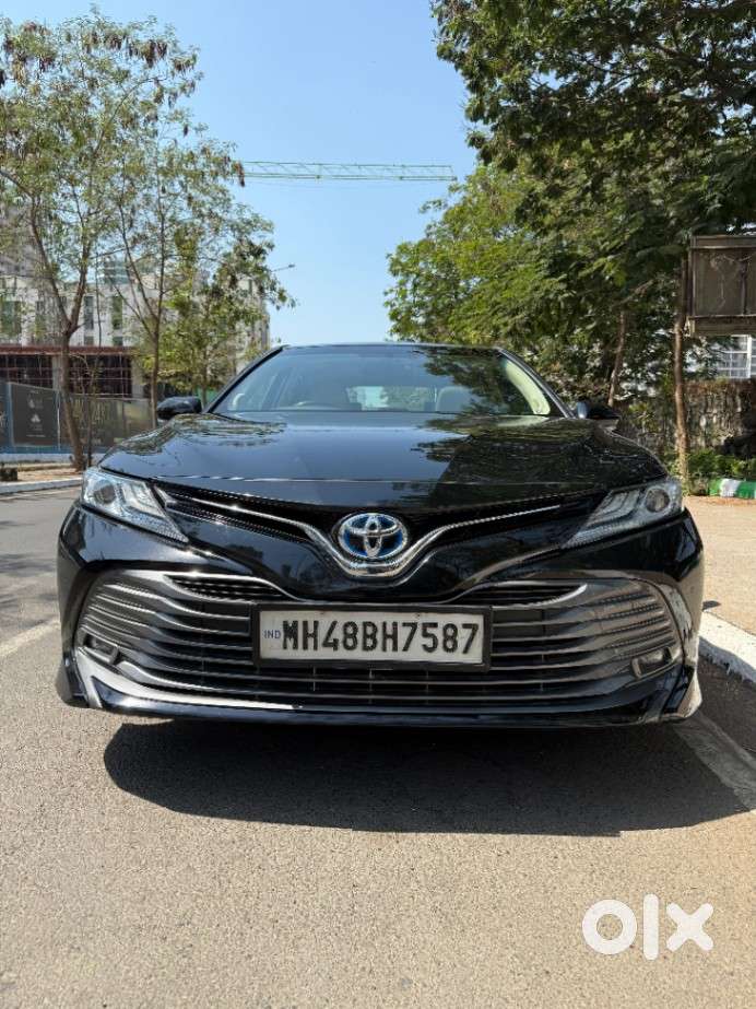 Toyota Camry Hybrid, 2019, Electric