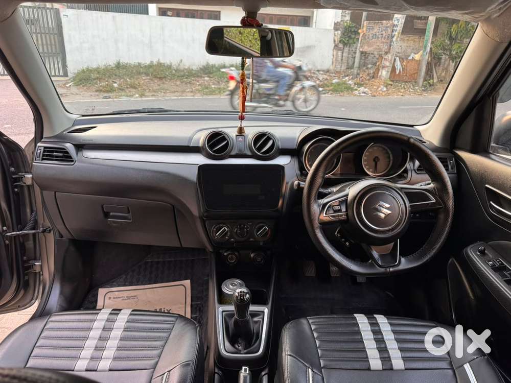 Maruti Suzuki Swift 1.2 Vxi (o), 2022, Petrol