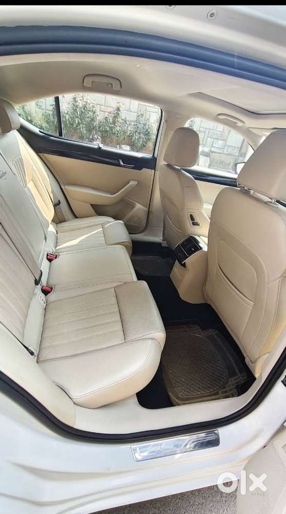 Skoda Superb L&k 2.0 Tdi At, 2018, Diesel