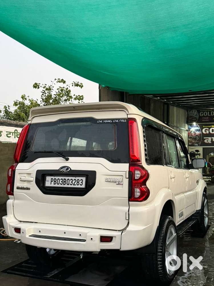 Mahindra Scorpio Diesel 2015