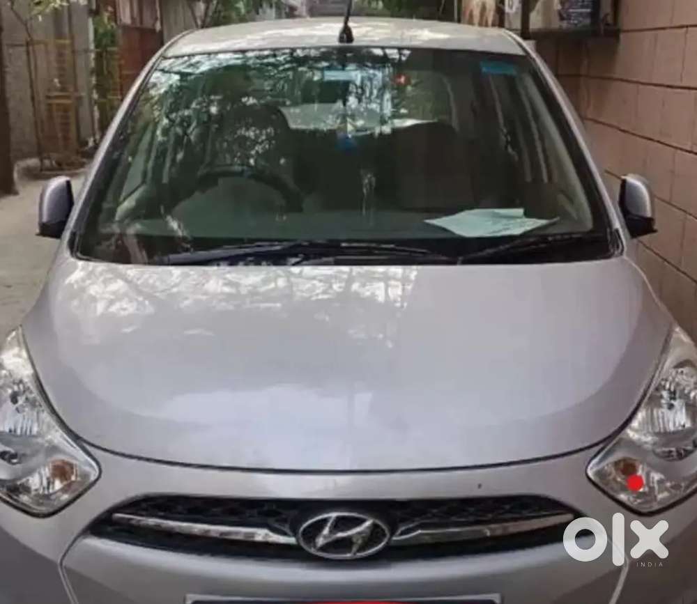 Hyundai I10 2013 Model Car