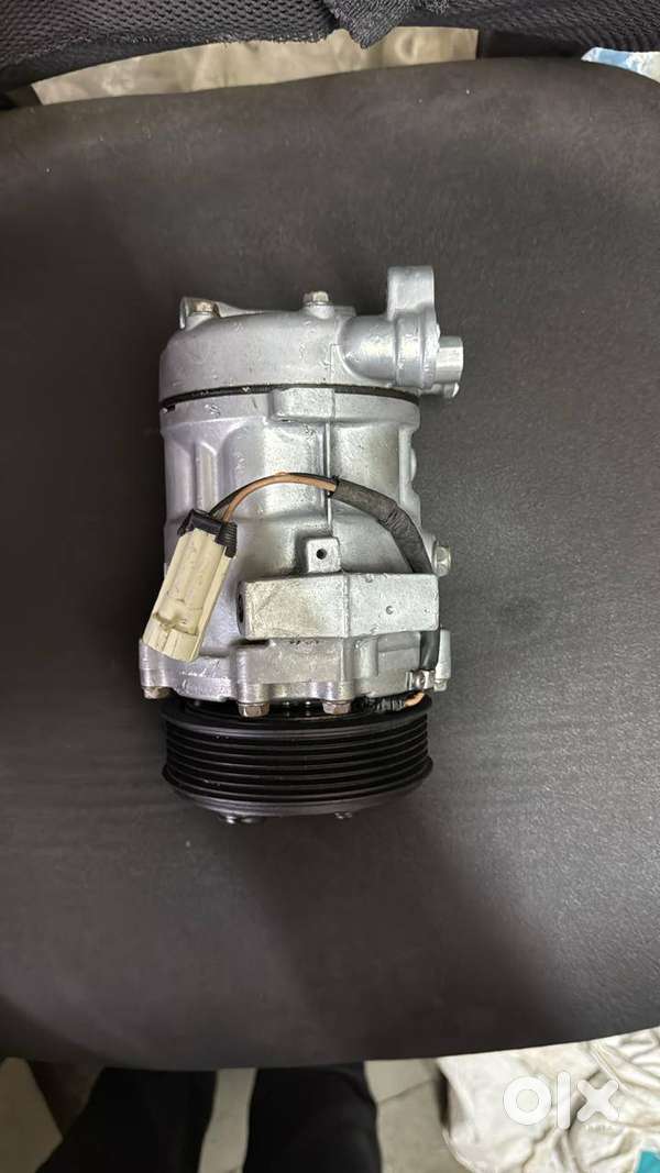 SWIFT DIESEL CAR AC COMPRESSOR SANDEN (GOOD CONDITION)