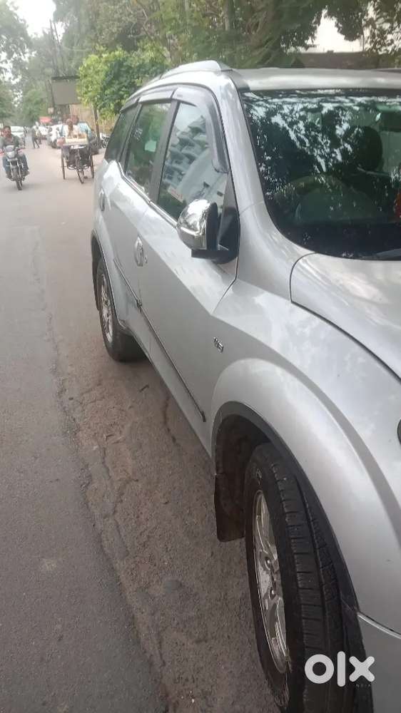Mahindra Xuv500 2012 Diesel 100000 Km Driven