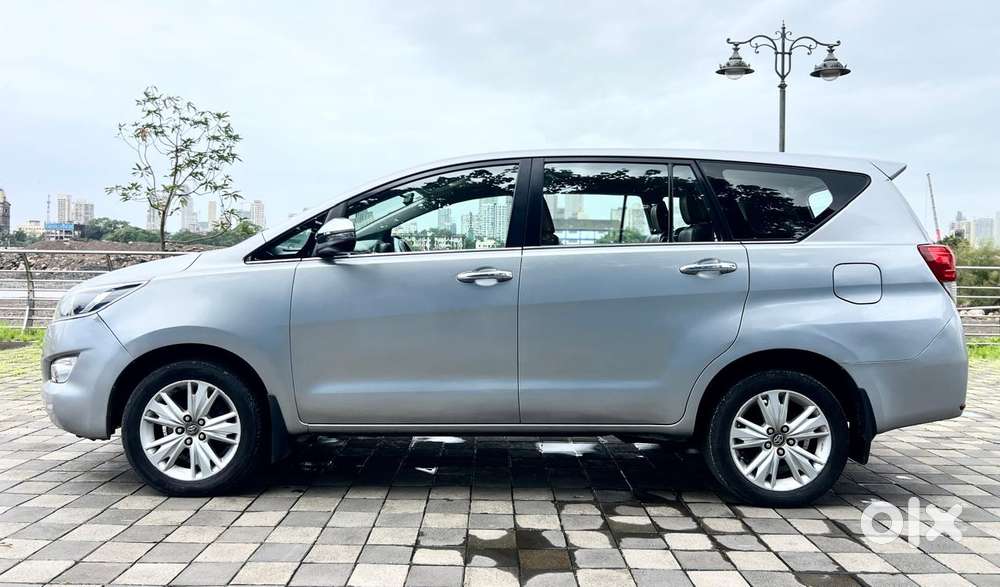 Toyota Innova Crysta 2.8z Automatic, 2017, Diesel