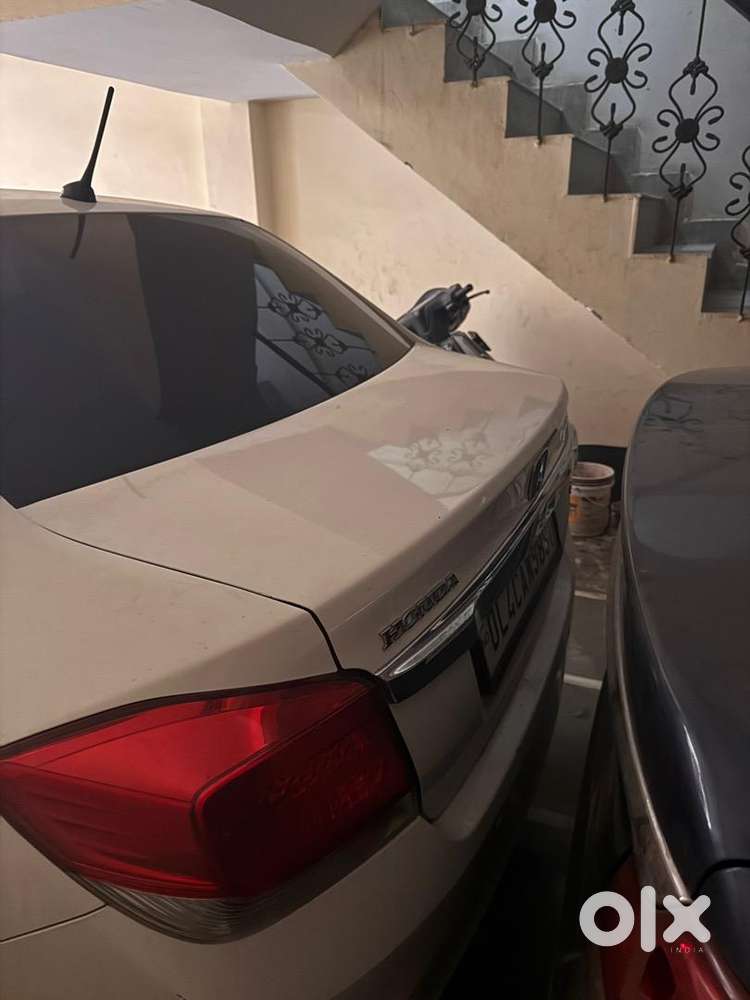 Honda Amaze 2013 November