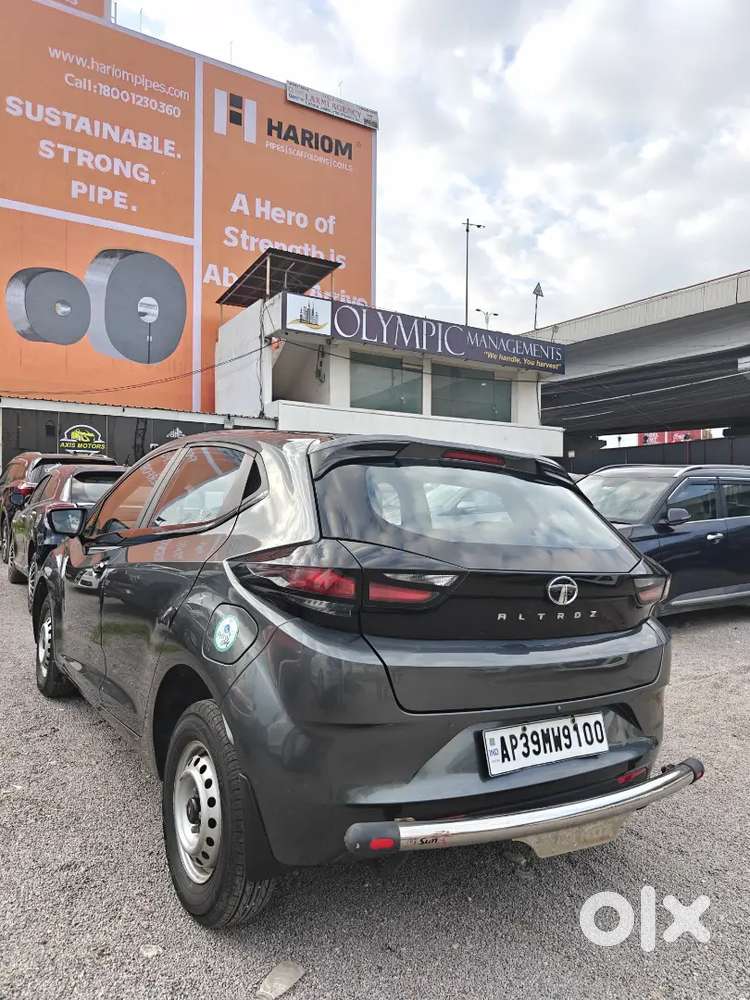 Tata Altroz 1.2 Xe 2022 Manual  Excellent Condition