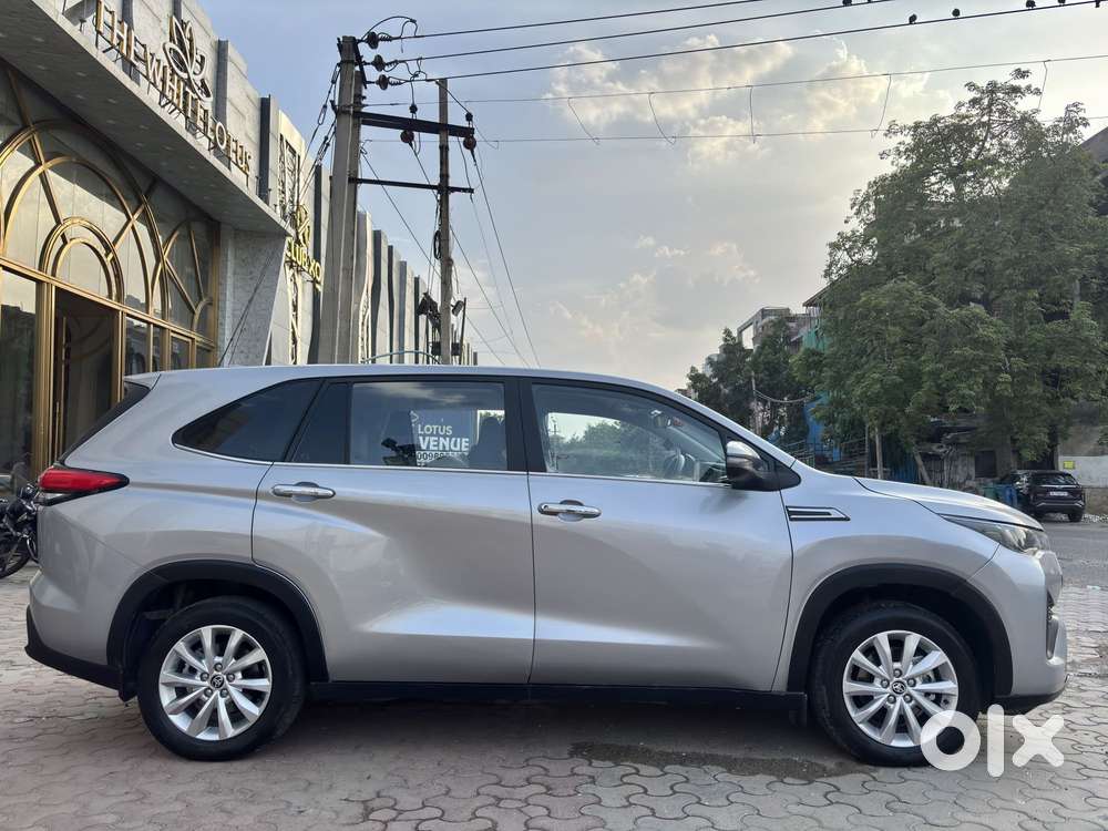Toyota Innova Hycross 2.0 Gx 7 Str, 2025, Petrol