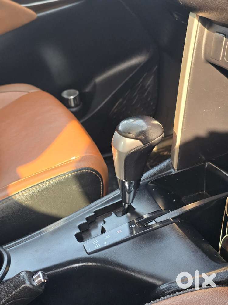 Toyota Innova Crysta 2.8z Automatic, 2018, Diesel