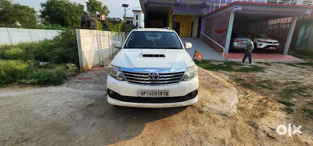 Toyota Fortuner 2014