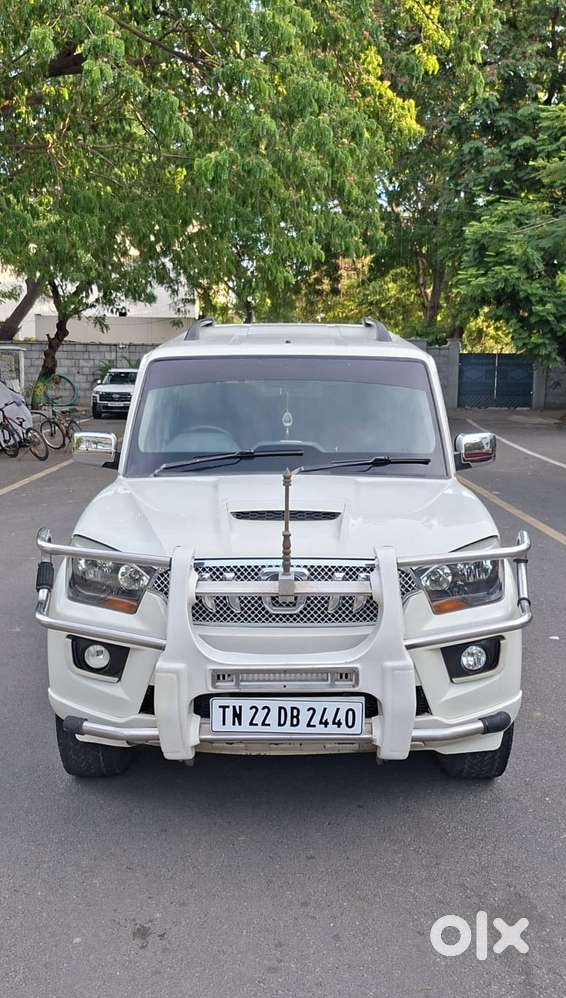 Mahindra Scorpio S4, 2015, Diesel