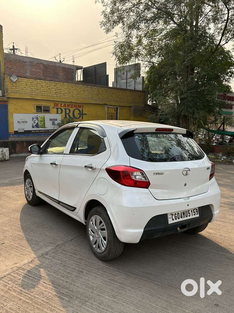 Tata Tiago 1.2 Revotron Xza, 2019, Petrol