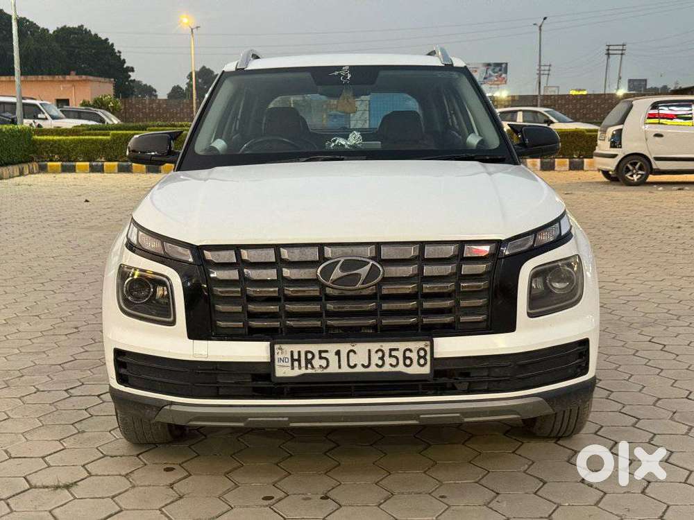 Hyundai Venue 1.2 S Plus, 2022, Petrol