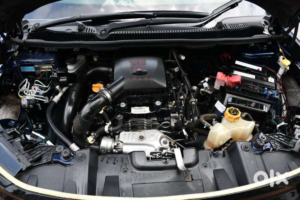 Tata Nexon, 2025, Petrol