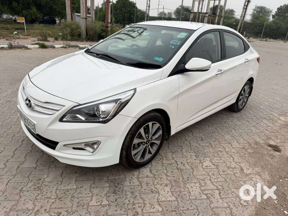 Hyundai Verna Xi (petrol), 2015, Petrol