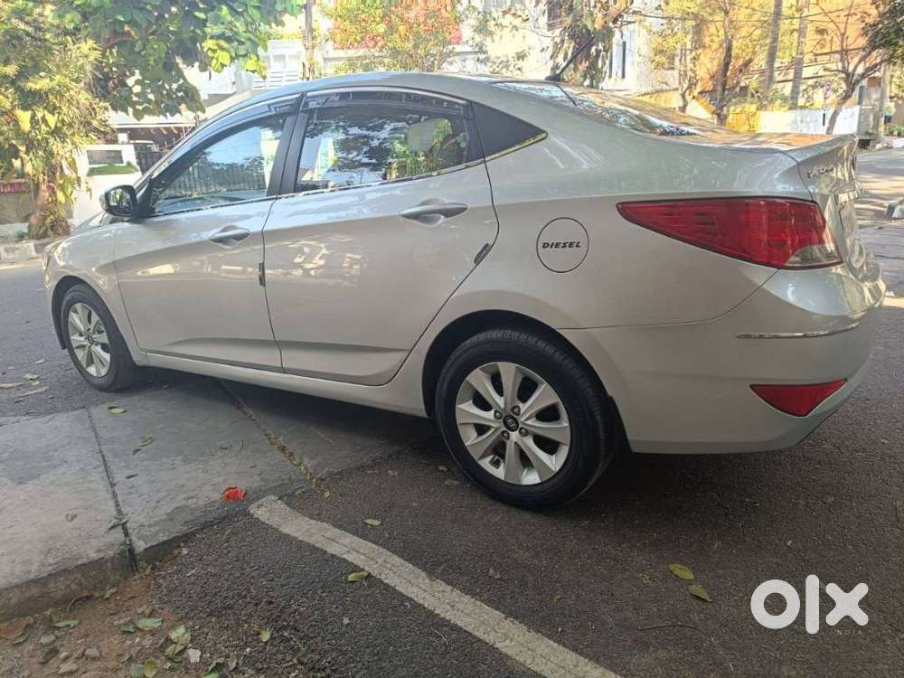 Hyundai Verna Fluidic 1.6 Crdi Sx, 2015, Diesel