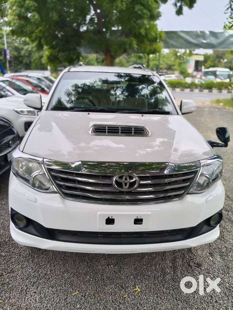Toyota Fortuner 4x2 Mt 2.8 Diesel, 2014, Diesel