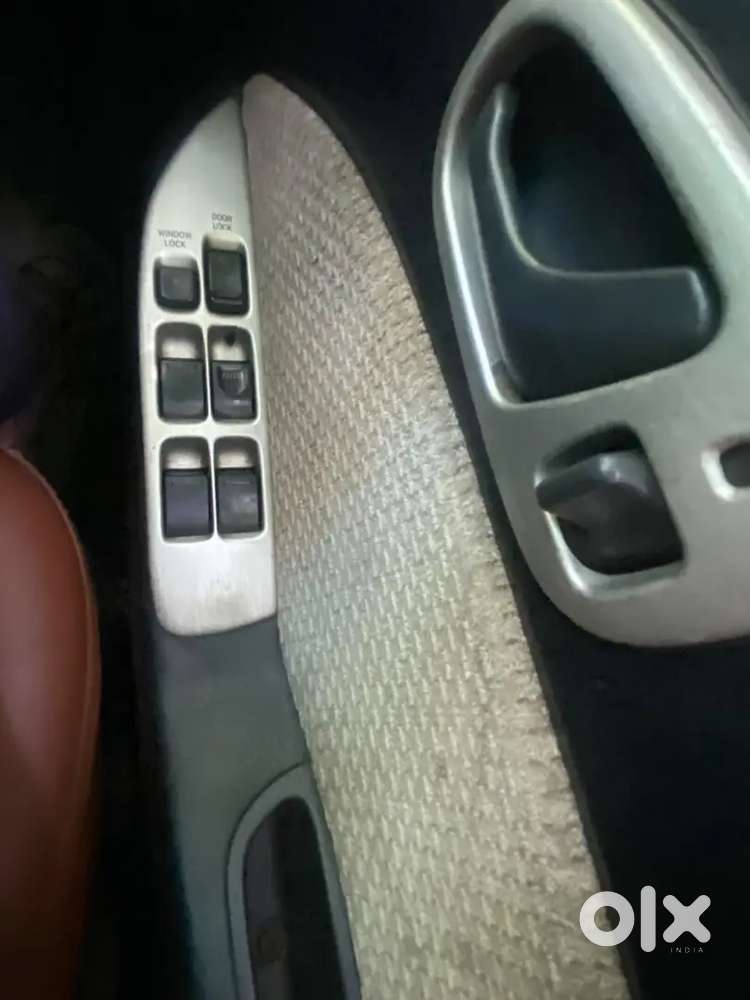 Maruti Suzuki Esteem Vxi 2007