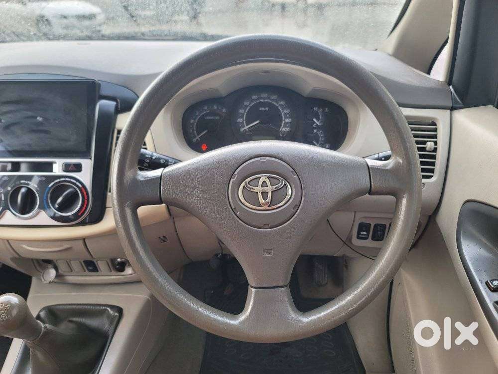 Toyota Innova 2.5 G (diesel) 7 Seater, 2011, Diesel