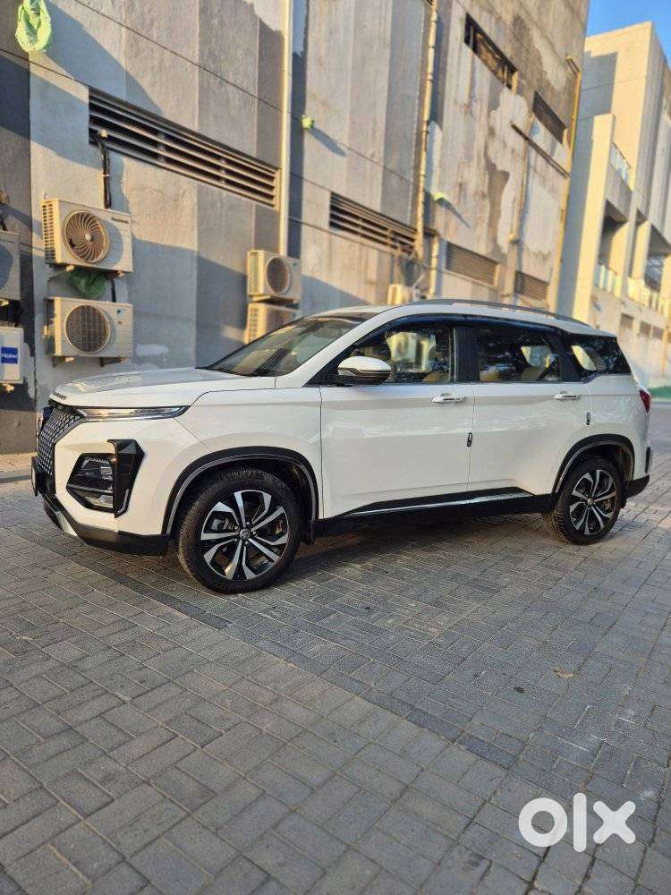 Mg Hector Sharp Pro 1.5 Turbo Cvt, 2025, Petrol