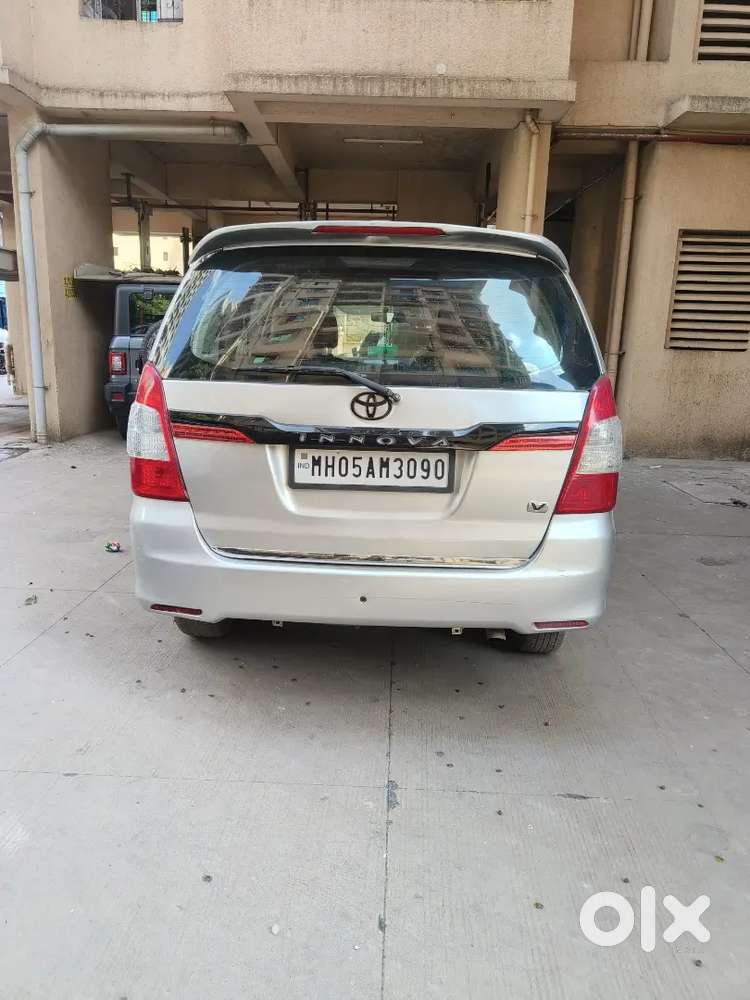 Toyota Innova 2010