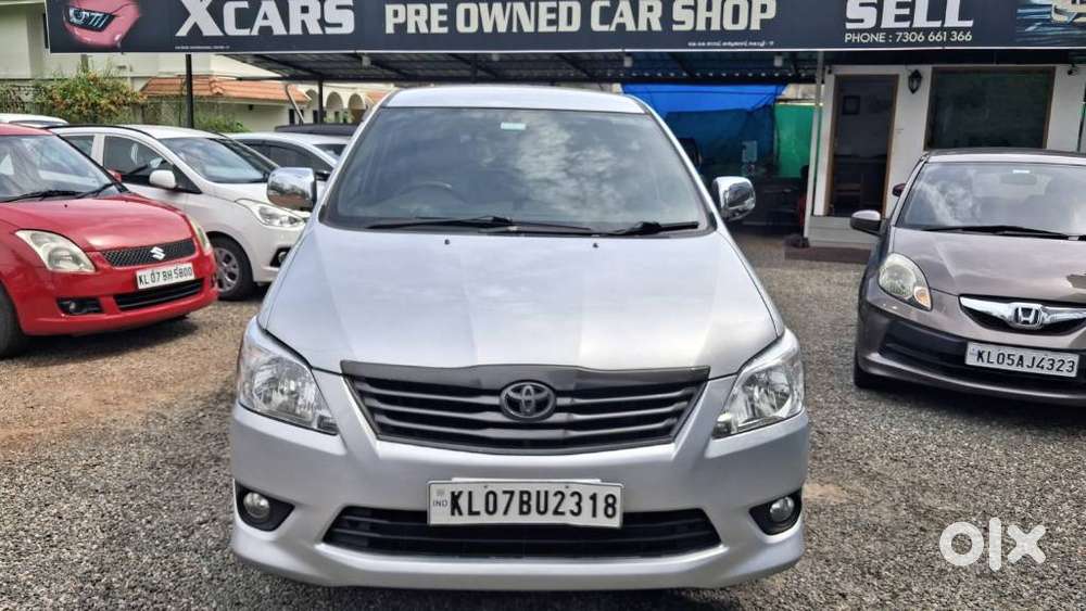 Toyota Innova 2.5 G (diesel) 8 Seater, 2012, Diesel