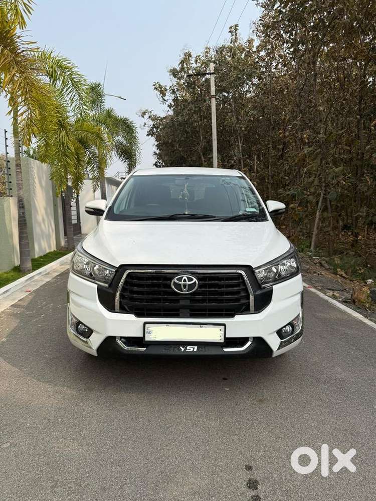 Toyota Innova Crysta 2017 Diesel 208000 Km Driven