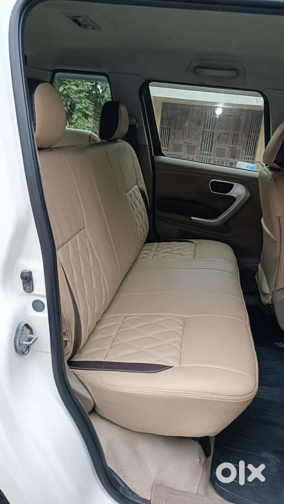 Mahindra TUV 300 mHAWK100 T8, 2016, Diesel