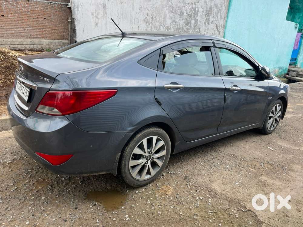 Hyundai Fluidic Verna 2015