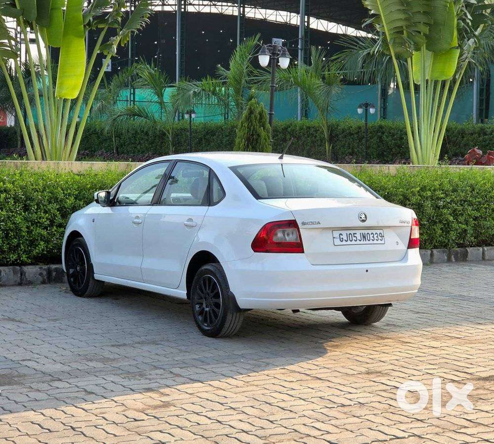 Skoda Rapid 2013-2016 1.5 Tdi At Elegance, 2015, Diesel