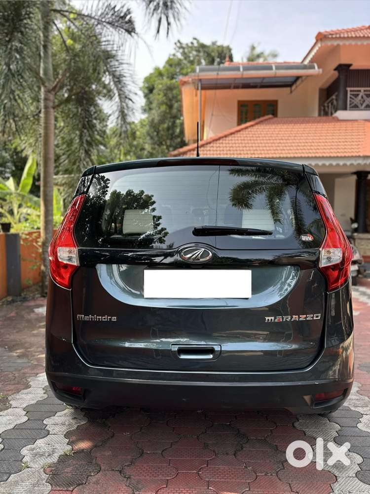 Mahindra Marazzo M4, 2018, Diesel