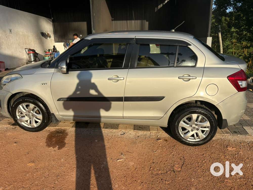 Maruti Suzuki Swift Dzire Zxi 2014 Petrol Well Maintained