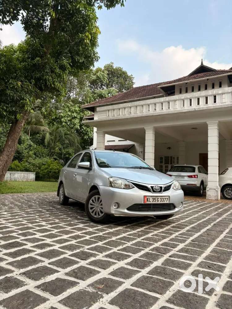 Toyota Etios 2016 Petrol Well Maintained