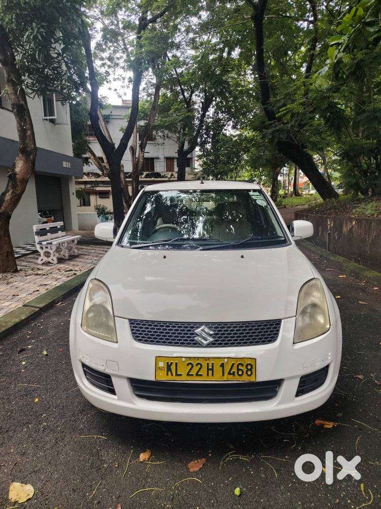 Maruti Suzuki Swift Dzire Tour Ldi, 2015, Diesel