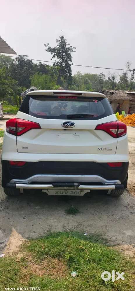 Mahindra Xuv300 1.5 Optional, Diesel 2021,well Maintained Nd Good Cond