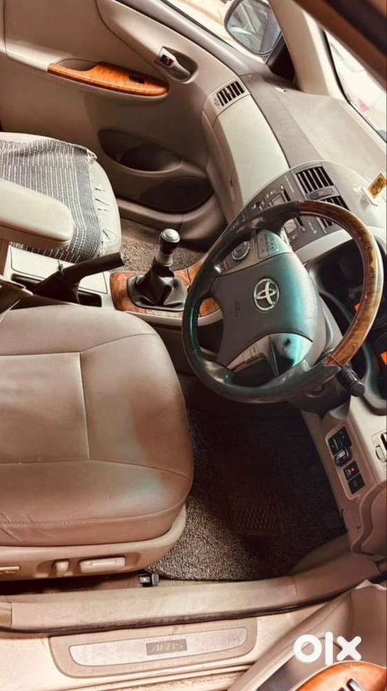 Toyota Corolla Altis 2010 Cng & Hybrids Well Maintained