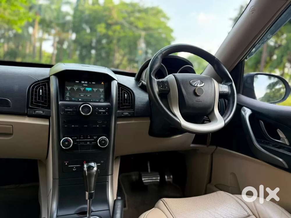 Mahindra Xuv500 At W10 Fwd, 2016, Diesel