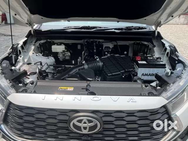 Toyota Innova Hycross 2.0 Vx Hybrid 7 Str, 2026, Petrol