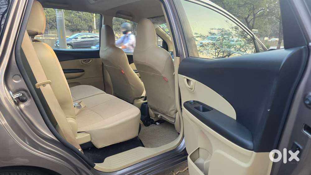 Honda Mobilio V I-dtec, 2015, Petrol