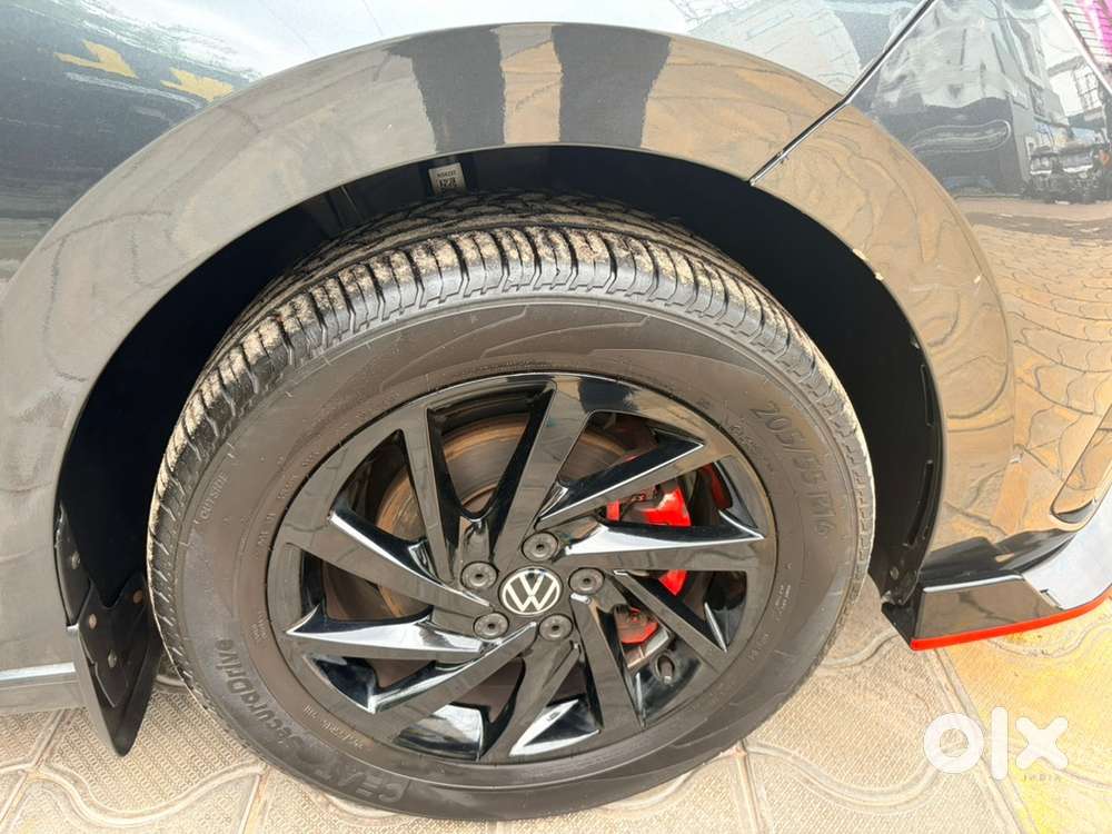 Volkswagen Virtus Petrol 2025