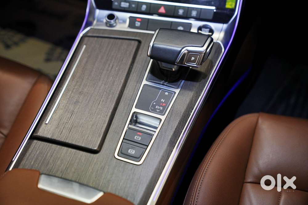 Audi A6 2.0 45 Tfsi Premium Plus, 2024, Petrol