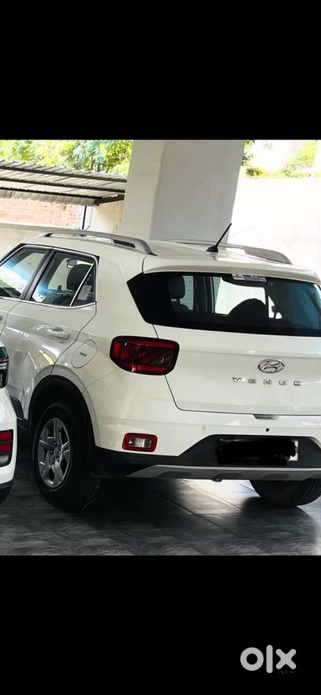 Hyundai Venue Petrol 2020