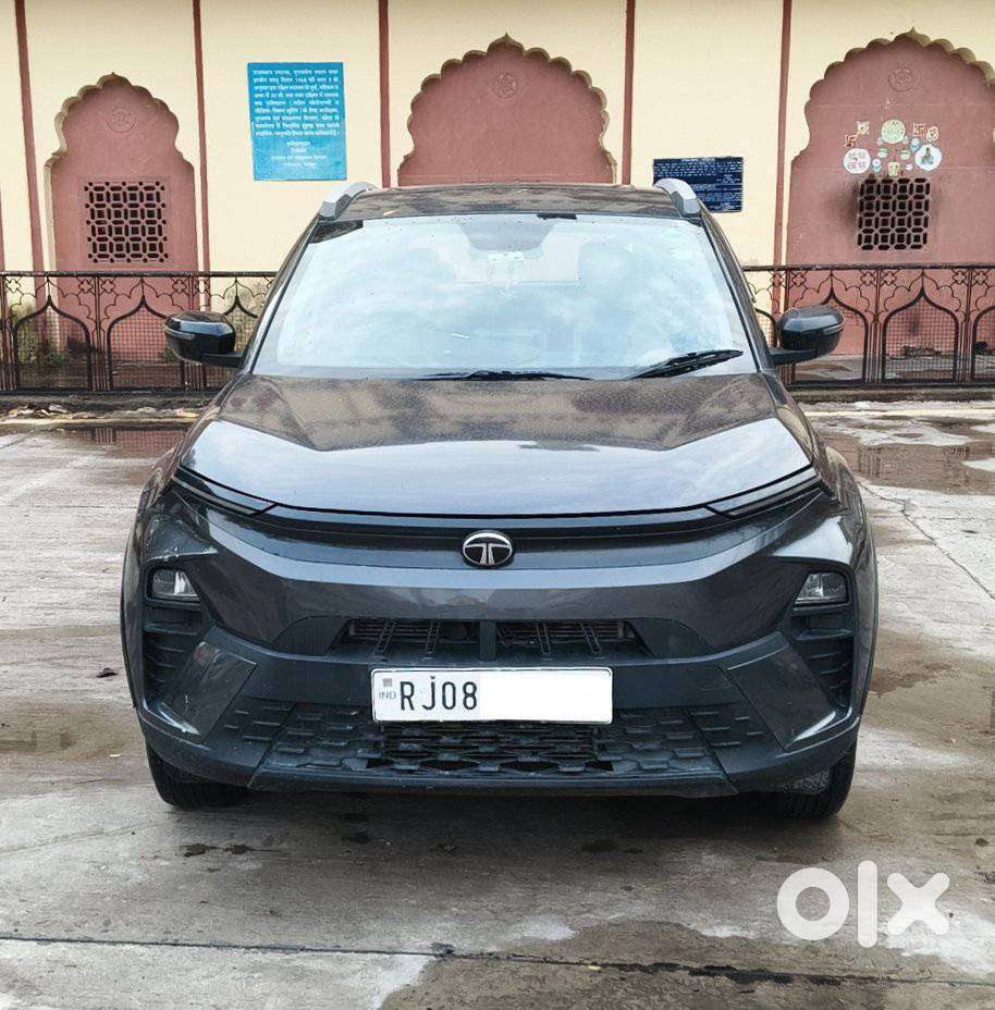 Tata Nexon Smart Plus1.2 Revotron Petrol 5 Mt, 2024, Cng & Hybrids