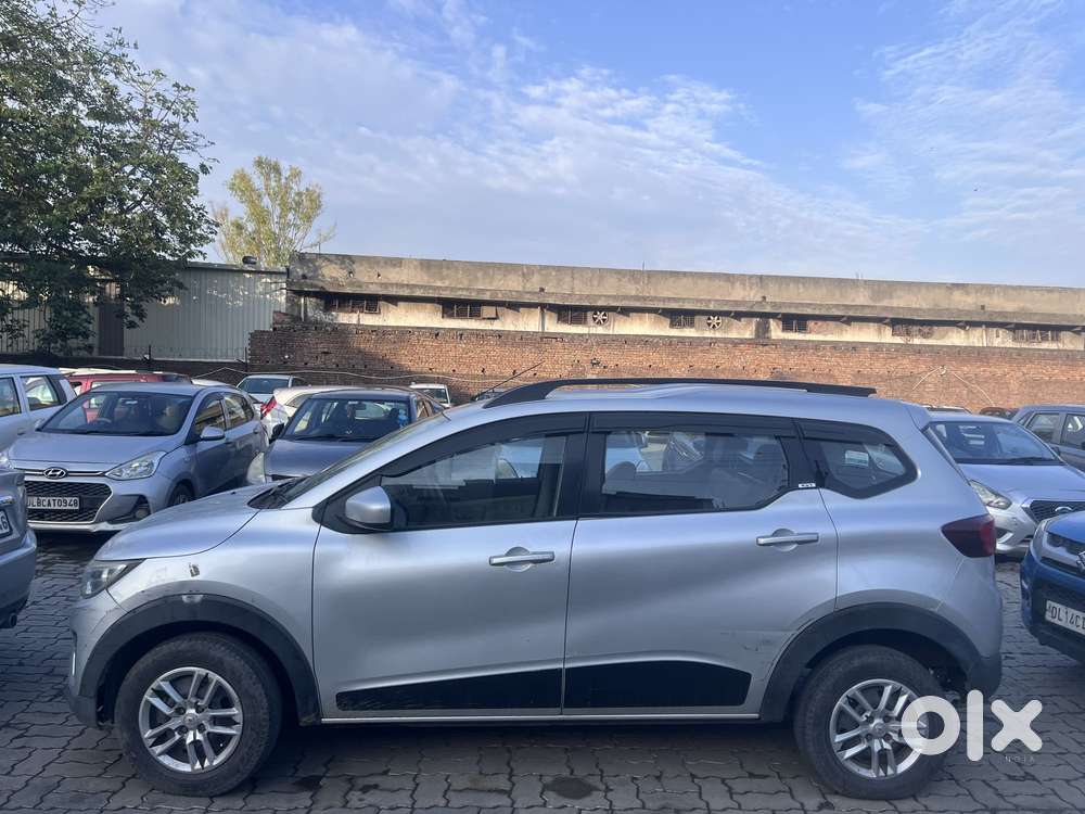 Renault Triber Rxt, 2019, Petrol