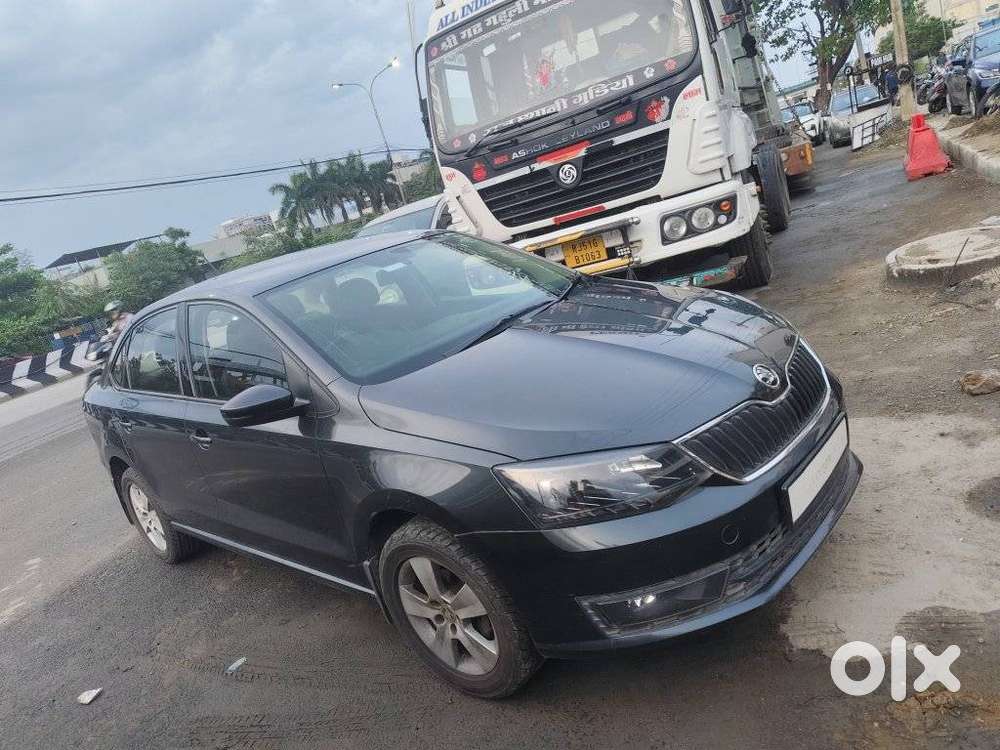 Skoda Rapid 1.0 Tsi Ambition, 2021, Petrol