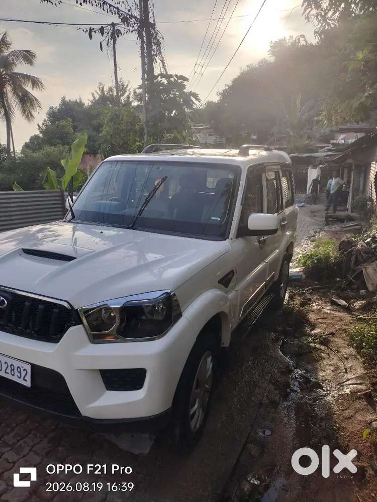 Mahindra Scorpio 2.2 S4 Plus 2018