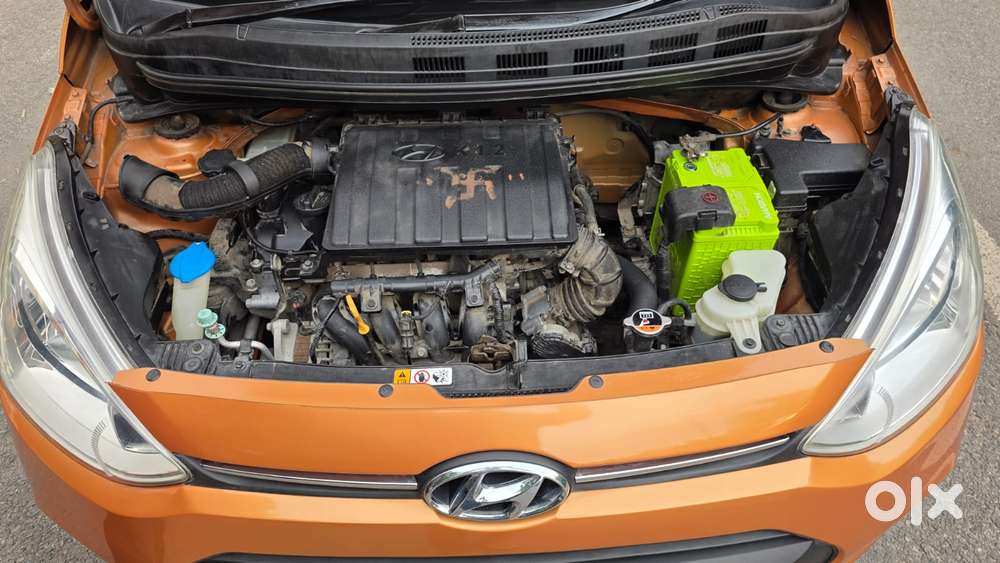 Hyundai Grand I10 Sportz, 2015, Petrol